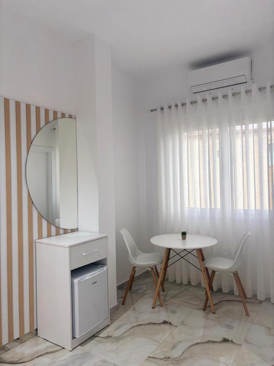 Guest House Adi Hoxha Berat Luaran gambar