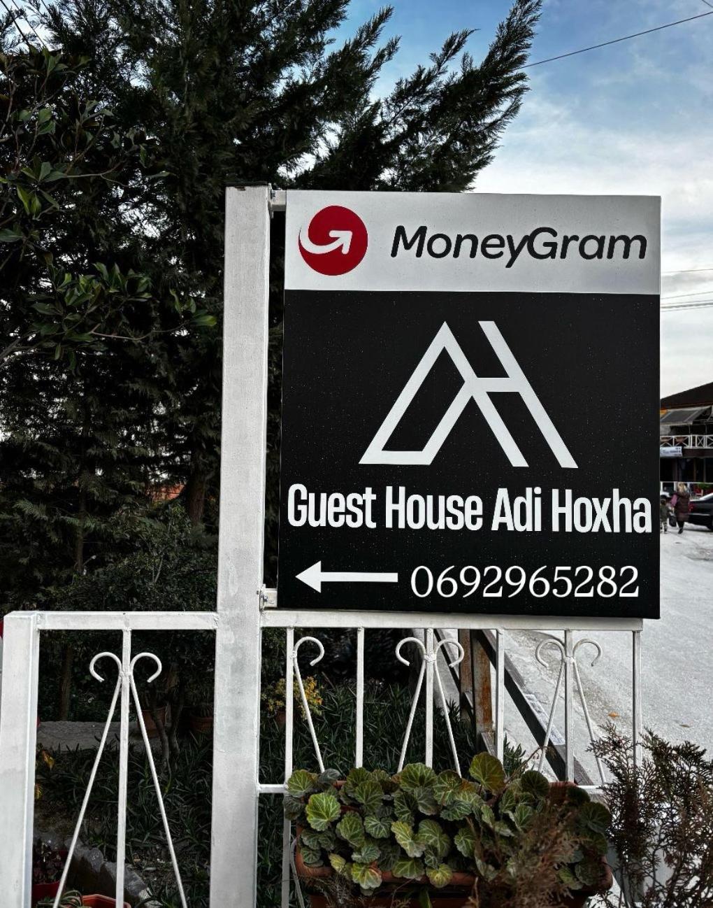 Guest House Adi Hoxha Berat Luaran gambar